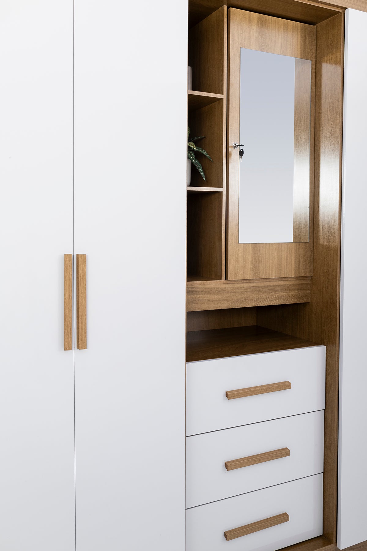 Eldorado 4 Door Wardrobe with Vanity - 1-244