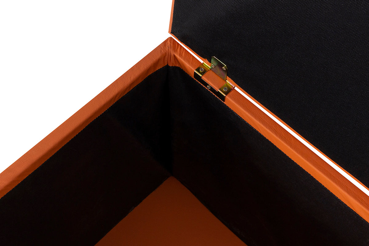 April Blanket Box - 8-463